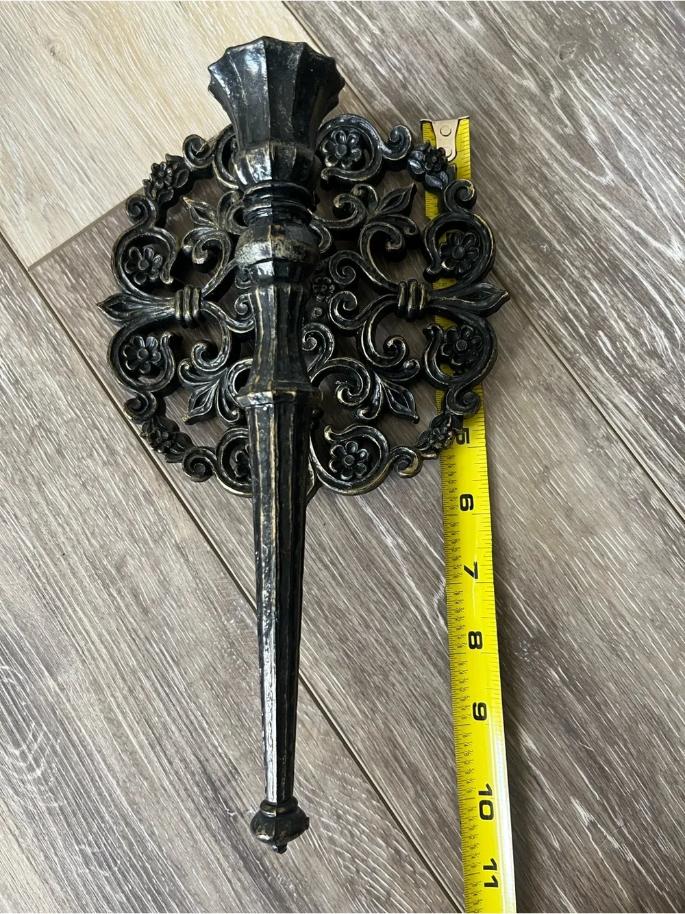 Vintage Homco Black and Gold Ornate Wall Hook Pair